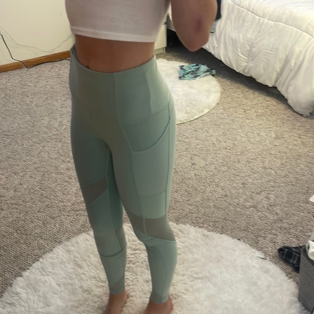 i just don’t really like the color on me at all